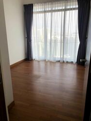 Latitude (D10), Condominium #556016231